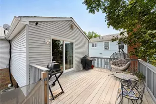 31 Foster St, Pawtucket, RI 02861 - Photo 20