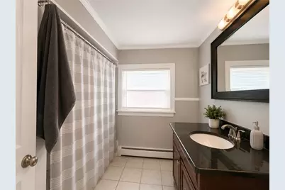 31 Foster Street, Pawtucket, RI 02861 - Photo 8