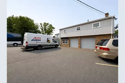 31 Foster Street, Pawtucket, RI 02861 - Photo 22