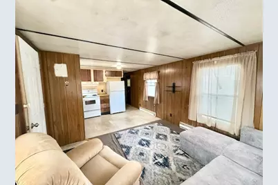 836 Forest Park Avenue, Middletown, RI 02842 - Photo 4