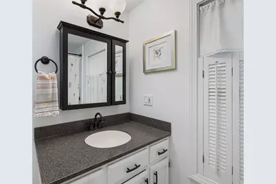 208 Marlborough Street #4, East Greenwich, RI 02818 - Photo 32