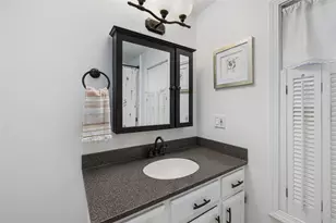 208 Marlborough St, East Greenwich, RI 02818 - Photo 32