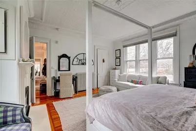 569 Spring Street #2, Newport, RI 02840 - Photo 14