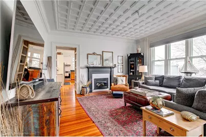 569 Spring Street #2, Newport, RI 02840 - Photo 2