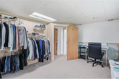 25 Oakridge Court, Warwick, RI 02886 - Photo 22