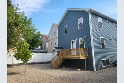 729 Potters Avenue, Providence, RI 02907 - Photo 4