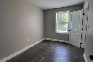 729 Potters Ave, Providence, RI 02907 - Photo 18