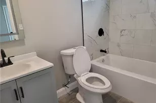 729 Potters Ave, Providence, RI 02907 - Photo 14