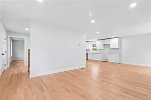 172 Pine Swamp Rd, Cumberland, RI 02864 - Photo 6