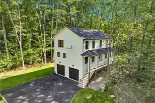 172 Pine Swamp Rd, Cumberland, RI 02864 - Photo 2
