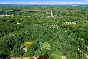 20 Adirondack Dr, East Greenwich, RI 02818 - Photo 36