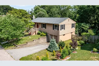 41 Mount View Avenue, North Kingstown, RI 02852 - Photo 1
