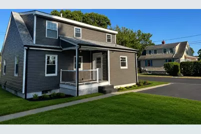 49 Metropolitian Park Drive, East Providence, RI 02915 - Photo 2