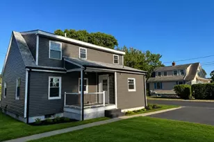 49 Metropolitian Park Dr, East Providence, RI 02915 - Photo 2