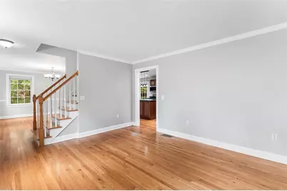 20 Wheelock Avenue, Cranston, RI 02920 - Photo 4