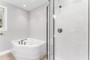 20 Wheelock Ave, Cranston, RI 02920 - Photo 20