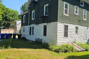 8 Snells Ct, West Warwick, RI 02893 - Photo 2