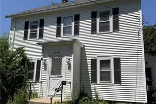 51 Underwood Ln, Middletown, RI 02842 - Photo 2