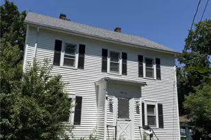 51 Underwood Ln, Middletown, RI 02842 - Photo 1