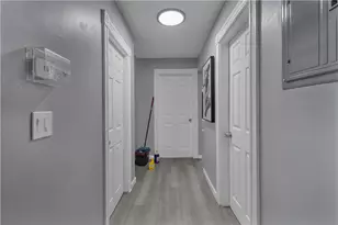 38 Mitchell St, Providence, RI 02907 - Photo 30