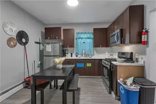 38 Mitchell St, Providence, RI 02907 - Photo 28