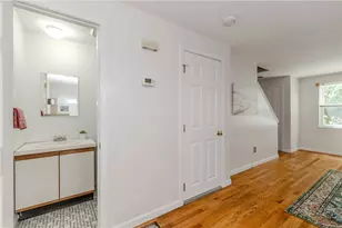 351 New London Ave, Warwick, RI 02886 - Photo 8