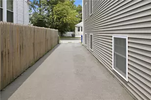 49 Huber Ave, Providence, RI 02909 - Photo 4