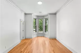 31 Parade St, Providence, RI 02909 - Photo 8