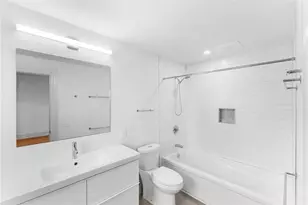 31 Parade St, Providence, RI 02909 - Photo 16