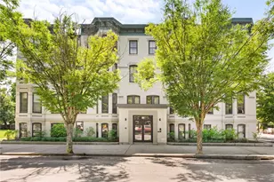 31 Parade St, Providence, RI 02909 - Photo 1