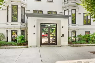 31 Parade St, Providence, RI 02909 - Photo 2