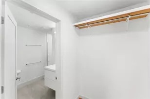 31 Parade St, Providence, RI 02909 - Photo 12