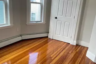 40 Temple St, Somerville, MA 02145 - Photo 4