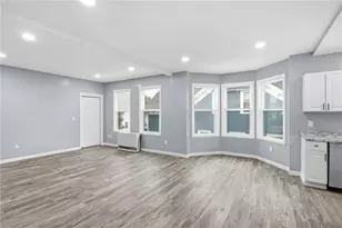 62 Cypress St, Providence, RI 02906 - Photo 6