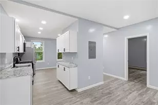 62 Cypress St, Providence, RI 02906 - Photo 10