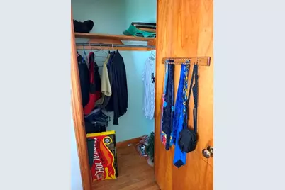 200 Budlong Road, Cranston, RI 02920 - Photo 8