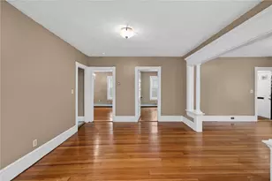 68 9th St, Providence, RI 02906 - Photo 14