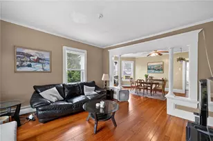 68 9th St, Providence, RI 02906 - Photo 34
