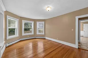 68 9th St, Providence, RI 02906 - Photo 12