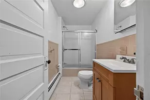 68 9th St, Providence, RI 02906 - Photo 24