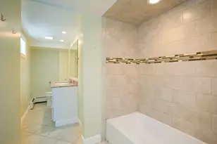 132 Evarts St, Newport, RI 02840 - Photo 20