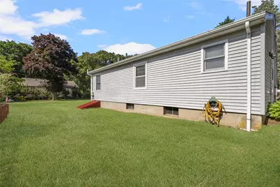 28 Elmer Avenue, Warwick, RI 02886 - Photo 16