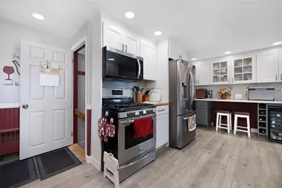 22 Mayfield Street, Pawtucket, RI 02861 - Photo 16