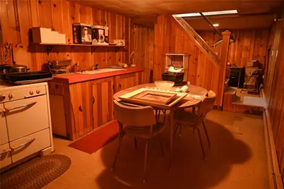 565 Mount Pleasant Avenue, Providence, RI 02908 - Photo 32