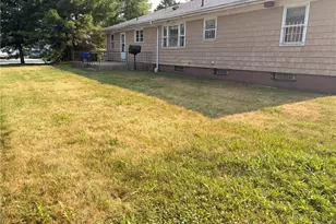 565 Mt Pleasant Ave, Providence, RI 02908 - Photo 36
