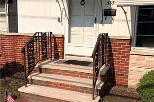 565 Mt Pleasant Ave, Providence, RI 02908 - Photo 2