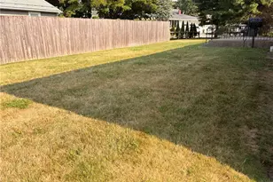 565 Mt Pleasant Ave, Providence, RI 02908 - Photo 38