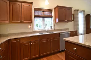120 Country Meadow Ln, Glocester, RI 02814 - Photo 6