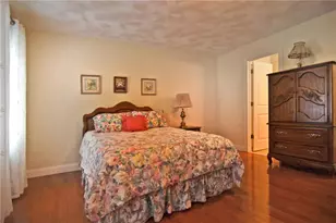 120 Country Meadow Ln, Glocester, RI 02814 - Photo 16