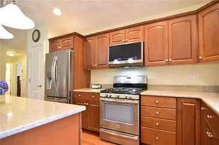 120 Country Meadow Ln, Glocester, RI 02814 - Photo 4